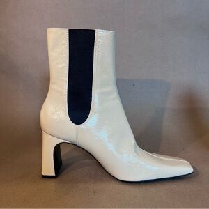 NWT Zara Cream Patent Square Toe Block Heel Chelsea Ankle Boots Women’s 39 US 8